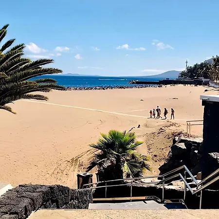 Daire Florencia With Pool Wifi In Puerto Del Carmen, Lanzarote Tías
