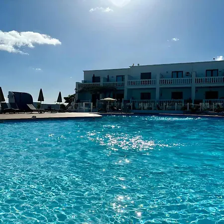 Florencia With Pool Wifi In Puerto Del Carmen, Lanzarote Daire