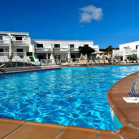 Daire Florencia With Pool Wifi In Puerto Del Carmen, Lanzarote Tías