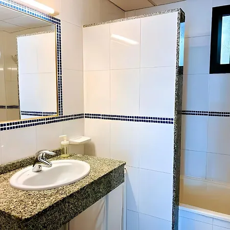 Florencia With Pool Wifi In Puerto Del Carmen, Lanzarote Daire
